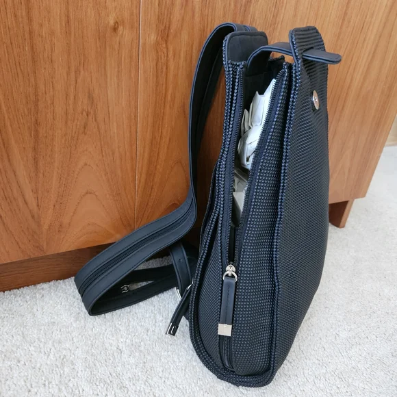 Urban Oxide Convertible Backpack - Picture 14 of 16